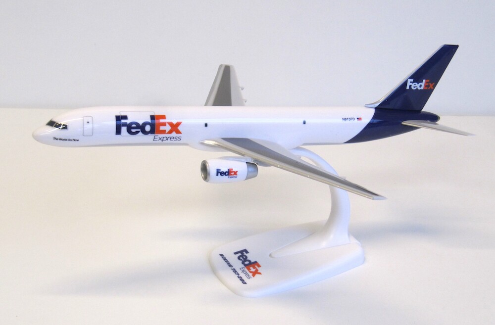 FedEx Boeing 757-200