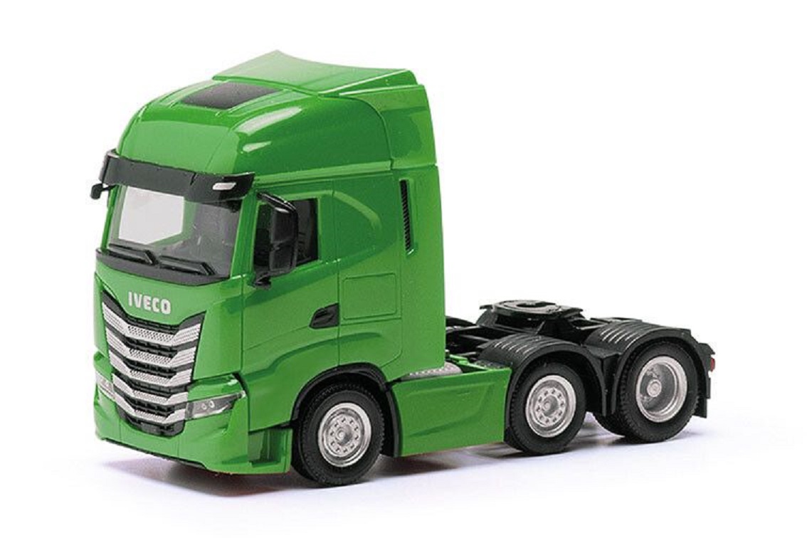 Iveco S-Way 6x2, groen