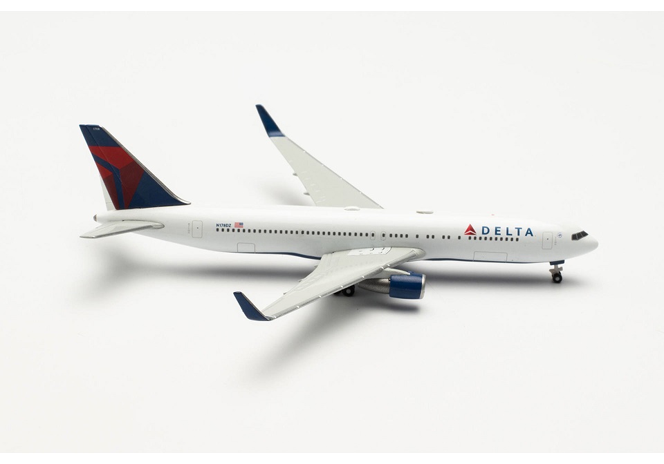 Boeing 767-300 Delta Air Lines