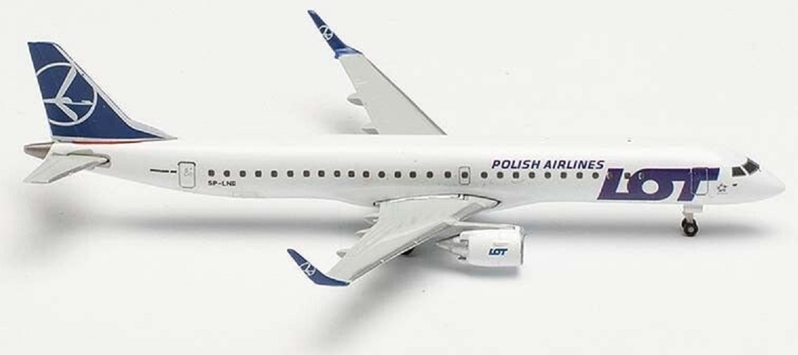 Embraer E195 LOT Polish Airlines