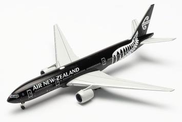 Boeing 777-200 Air New Zealand All black livery