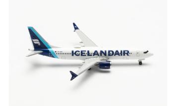 Boeing 737 Max 8 Icelandair (cyan tail stripe) Jökulsárlón